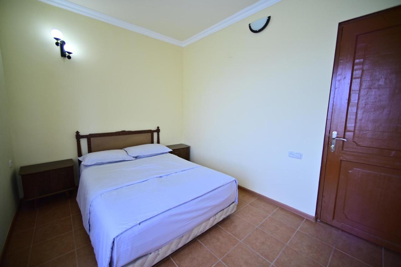 Sevan Tarsus Guesthouse Tsovazard Eksteriør bilde